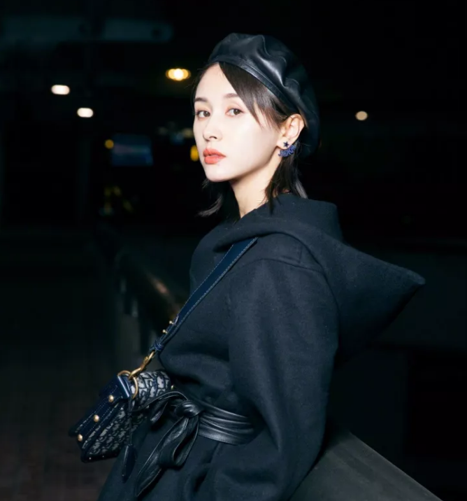 今年秋冬最chic！原來短發(fā)和帽子這么配啊！